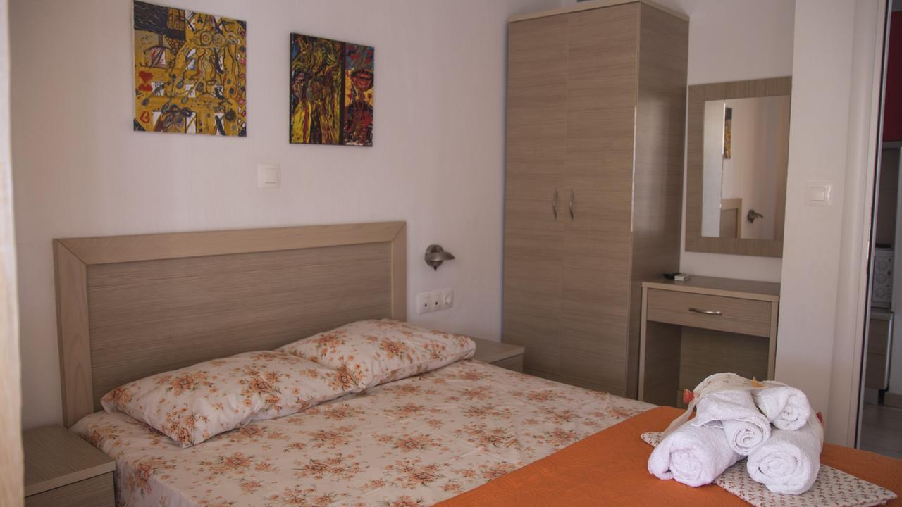 Appartement Four Seasons 2 à Paralía Extérieur photo